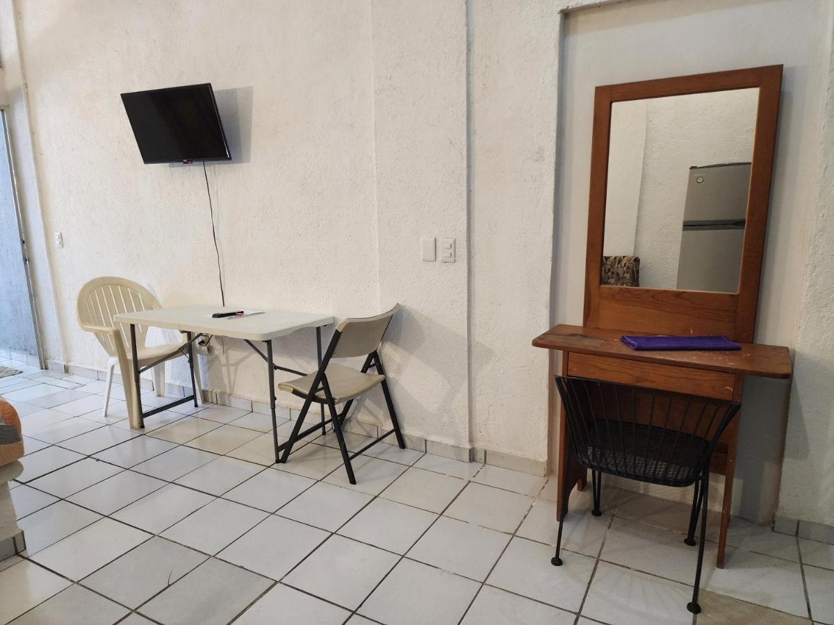 Small Studio Apt 5Min To Dt! Zihuatanejo Eksteriør bilde